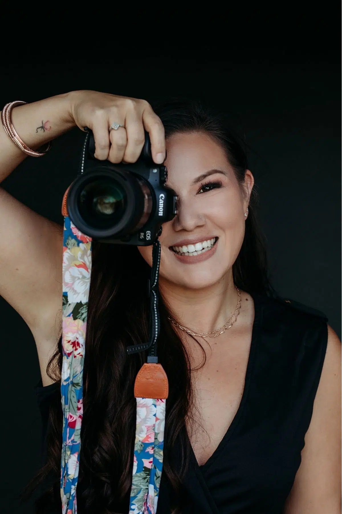 Cynthia, owner of Cynthia Hamilton Photography